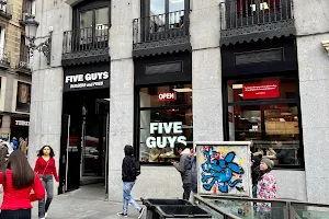 Five Guys Plaza Mayor image