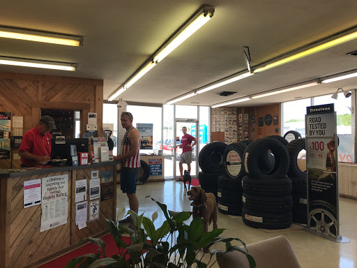 Town & Country Service Center in Ogallala, Nebraska