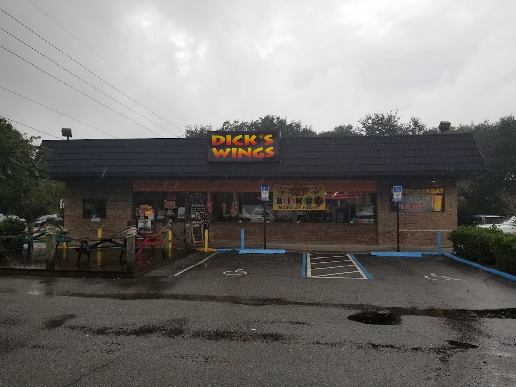 Dick's Wings And Grill Mayport 32233