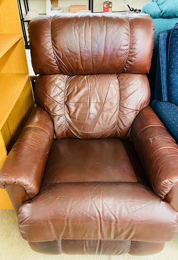 Thrift Store «Thrifty Bargains», reviews and photos, 1472 Bridge St, Yuba City, CA 95993, USA