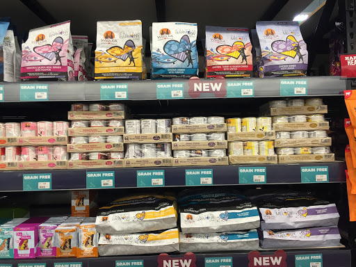 Pet Supply Store «Centinela Feed», reviews and photos, 16571 Ventura Blvd, Encino, CA 91436, USA