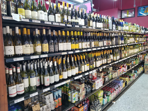 Liquor Store «Route 30 Food & Liquor», reviews and photos, 14200 US-30, Plainfield, IL 60544, USA