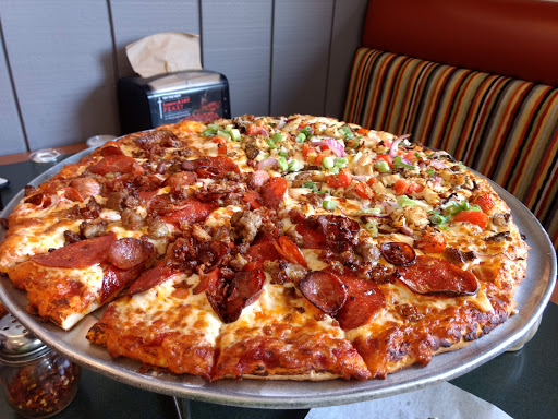 Pizza Restaurant «Round Table Pizza», reviews and photos, 2690 41st Ave, Soquel, CA 95073, USA