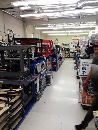 Hardware Store «Harbor Freight Tools», reviews and photos, 811 S Tustin St, Orange, CA 92866, USA