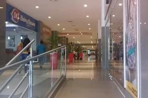 Centro Comercial Alambra image
