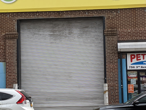 Pet Supply Store «Pet/Dog Delight», reviews and photos, 756 3rd Ave, Brooklyn, NY 11232, USA