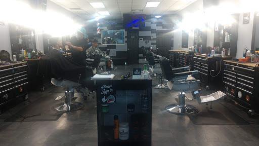 Barber Shop «Authentic Cuts Barbershop», reviews and photos, 2909 Canoe Creek Rd, St Cloud, FL 34772, USA