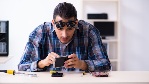 Screen Repair Service «Smart Services iPhone Repair», reviews and photos, 181 French St Suite c, New Brunswick, NJ 08901, USA