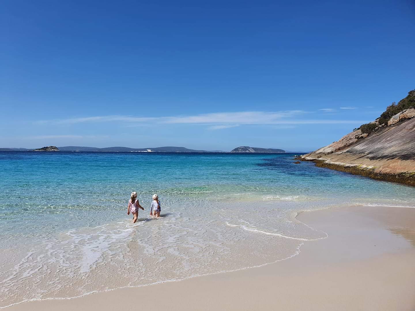 Foto di Misery Beach con spiaggia spaziosa