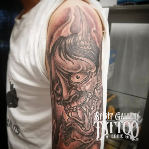 Tattoo Shop «Spirit Gallery Tattoo», reviews and photos, 207 Bank St, New London, CT 06320, USA