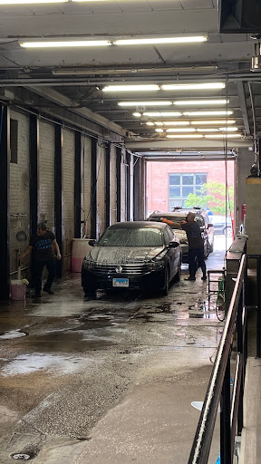 Car Wash «Clybourn Express & Car Wash», reviews and photos, 2452 N Clybourn Ave, Chicago, IL 60614, USA