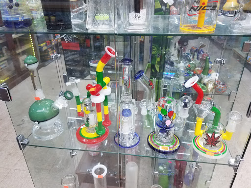 Tobacco Shop «Discount Smoke Tobacco & Beer», reviews and photos, 2387 S Cobb Dr SE B, Smyrna, GA 30080, USA