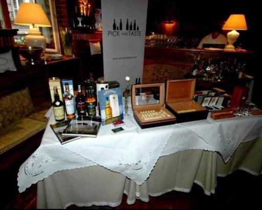 Pick And Taste - Wine and Whiskey Tasting