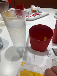 Photo n°6 de McDonald's à Is-sur-Tille ()
