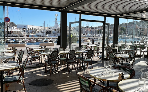 Restaurant La Barque - La Ciotat - Vue Mer- Notre cuisine du sud image