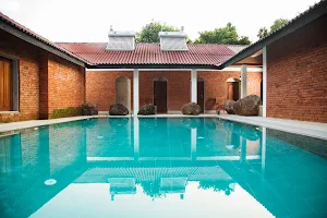 Pinthaliya Resort & Spa image