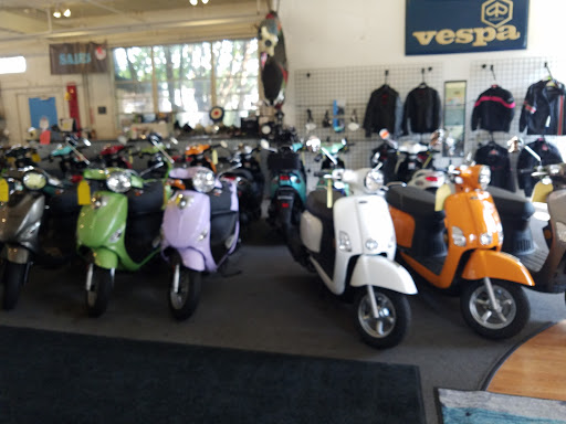 Motor Scooter Dealer «Scooterworks Chicago», reviews and photos, 5410 N Damen Ave, Chicago, IL 60625, USA