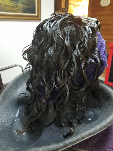 Beauty Salon «Cutz Hair Salon», reviews and photos, 2956 S Rochester Rd, Rochester Hills, MI 48307, USA