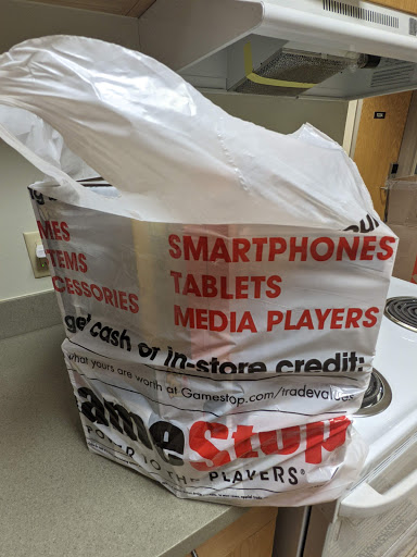 Video Game Store «GameStop», reviews and photos, 545 Cool Springs Blvd #185, Franklin, TN 37067, USA