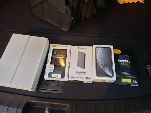 Cell Phone Store «Verizon», reviews and photos, 844 4th St, Santa Rosa, CA 95404, USA