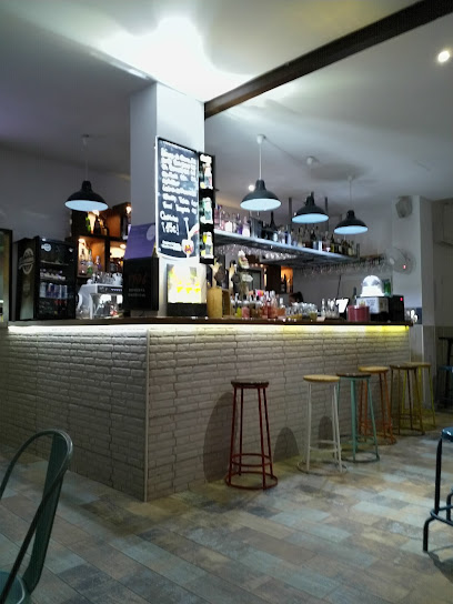 Panorama Café Copas - C. Sagasta, 33, 11510 Puerto Real, Cádiz, Spain