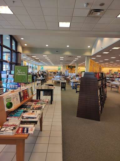 Book Store «Barnes & Noble», reviews and photos, 1245 NY-300, Newburgh, NY 12550, USA