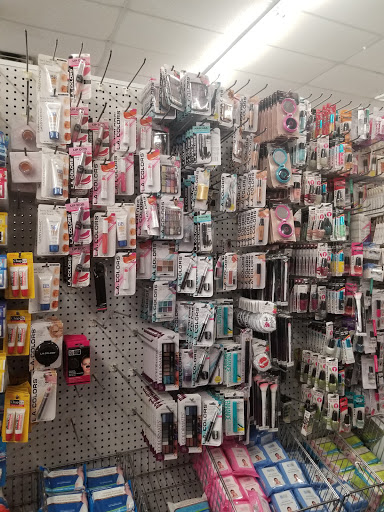 Dollar Store «Dollar Tree», reviews and photos, 175 Mansfield Ave #11, Norton, MA 02766, USA