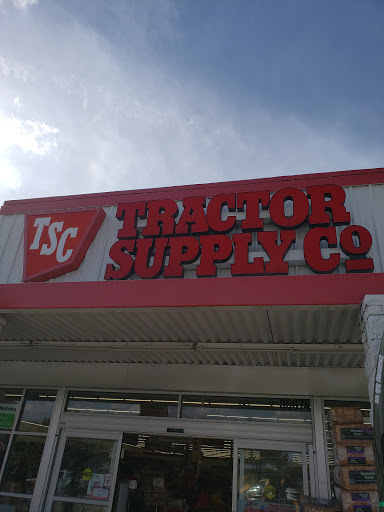 Home Improvement Store «Tractor Supply Co.», reviews and photos, 35874 US-27, Haines City, FL 33844, USA