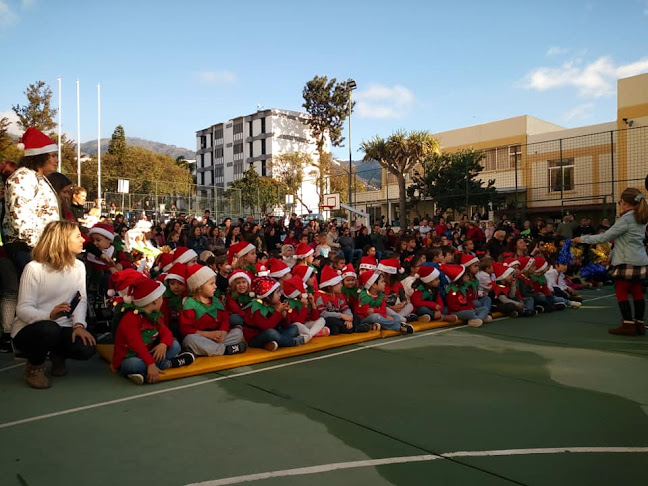 Avaliações doEB1/PE da Cruz de Carvalho em Funchal - Escola