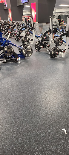 Health Club «Crunch - Hillsborough», reviews and photos, 4340 W Hillsborough Ave, Tampa, FL 33614, USA