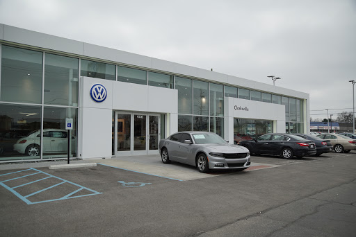 Used Car Dealer «Volkswagen of Clarksville», reviews and photos, 406 E Lewis and Clark Pkwy, Clarksville, IN 47129, USA