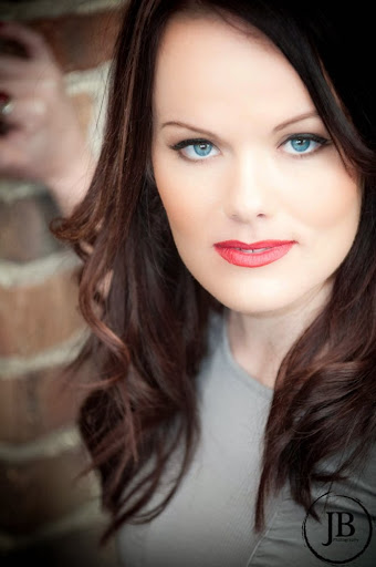 Make-up Artist «Vanity & Glamour Cosmetics / VGCosmetic Makeup Artists», reviews and photos, 547 28th St, Des Moines, IA 50312, USA