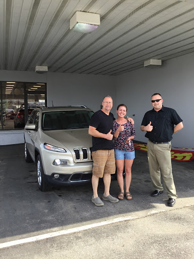 Used Car Dealer «Blaise Alexander Chrysler Dodge Jeep Ram Red Lion», reviews and photos, 2980 Cape Horn Rd, Red Lion, PA 17356, USA
