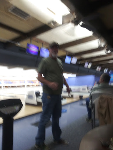 Bowling Alley «Terrell Bowling Center», reviews and photos, 2500 W Moore Ave, Terrell, TX 75160, USA