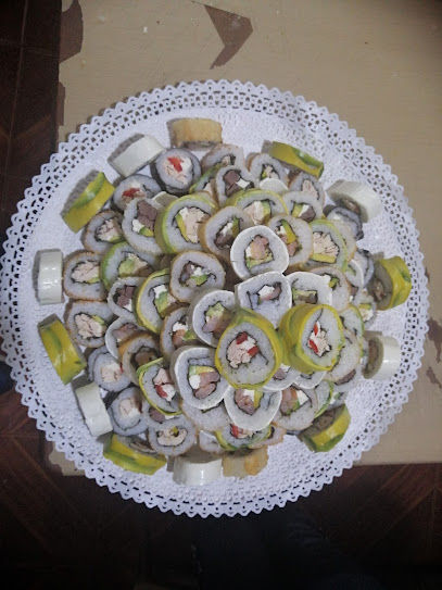 caro sushi hand rolls