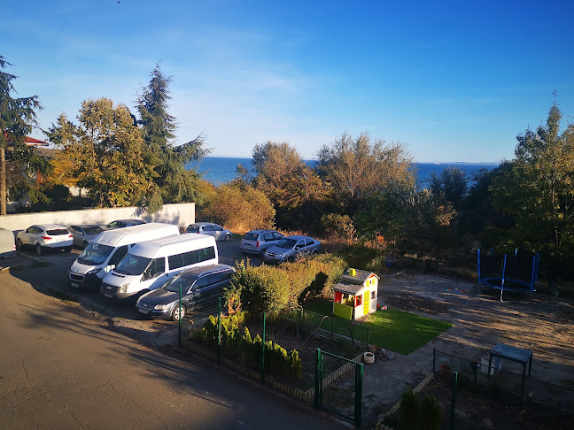 Лазурен бряг