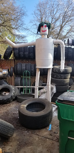 Tire Shop «Plaza Tire and Auto Service», reviews and photos, 17317 Penn Valley Dr, Penn Valley, CA 95946, USA