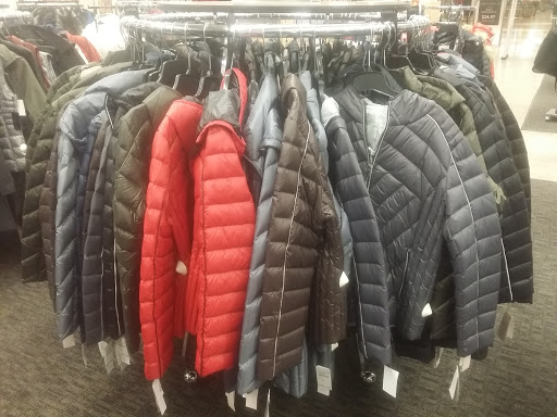 Department Store «Nordstrom Rack Potomac Mills», reviews and photos, 2700 Potomac Mills Cir, Woodbridge, VA 22192, USA