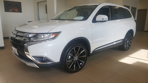 Car Dealer «Lone Star Chrysler Dodge Jeep Ram», reviews and photos, 8811 I-35, San Antonio, TX 78211, USA