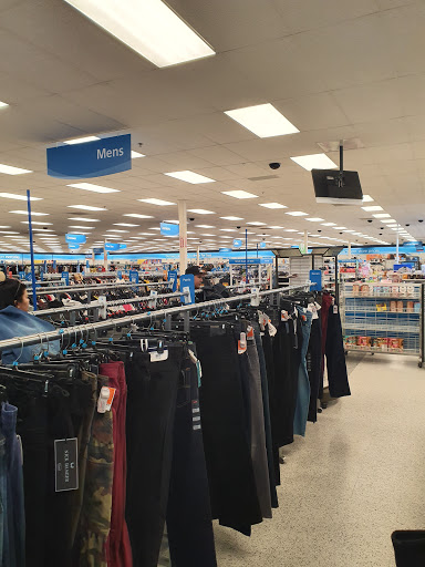 Clothing Store «Ross Dress for Less», reviews and photos, 380 Marketplace Blvd, Hamilton Township, NJ 08691, USA