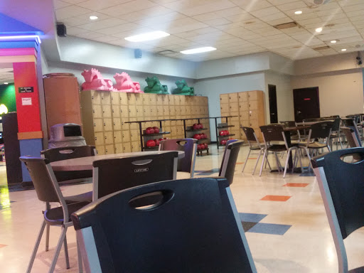Bowling Alley «Oil Bowl Lanes», reviews and photos, 1102 W Cotton St, Longview, TX 75604, USA