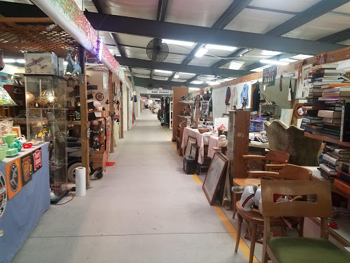 Flea Market «Virginia Bazaar», reviews and photos, 8436 Ladysmith Rd, Ruther Glen, VA 22546, USA