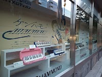 鈴木楽器販売
