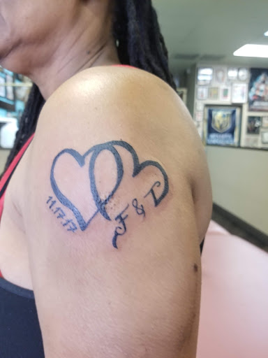 Tattoo Shop «West Coast Tattoo Parlor», reviews and photos, 5597 S Rainbow Blvd #120, Las Vegas, NV 89118, USA