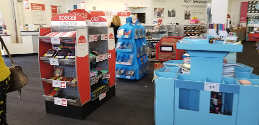 Staples image
