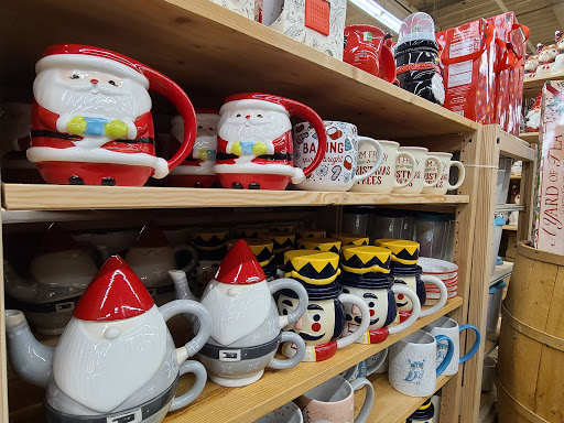 Furniture Store «Cost Plus World Market», reviews and photos, 1725 Maple Ave, Evanston, IL 60201, USA