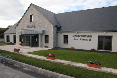 Médiathèque Jean Ferrat à La Hague