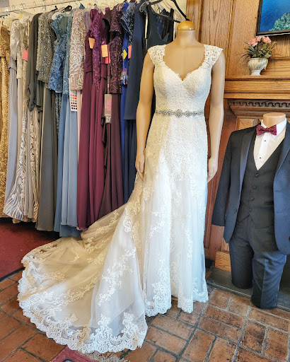 Bridal Shop «Andrews Bridal Shoppe & Tuxedo Central», reviews and photos, 2806 Montgomery Hwy, Dothan, AL 36303, USA