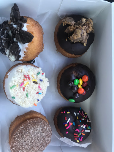 Donut Shop «Peace Love & Little Donuts», reviews and photos, 3106 Tamiami Trail N, Naples, FL 34103, USA