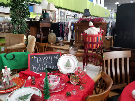 Thrift Store «Good Stuff Thrift», reviews and photos, 543 Lincoln Hwy, Fairless Hills, PA 19030, USA
